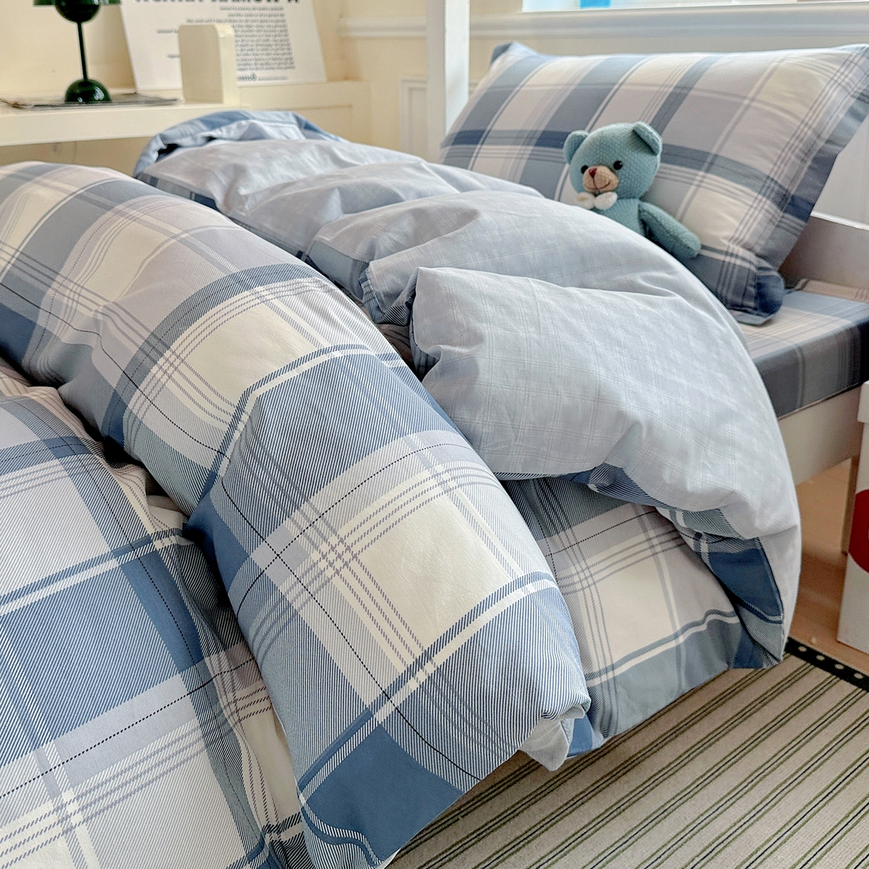 91家纺网 家纺一手货源 找家纺 依庭 2025新款全棉印花学生三件套宿舍三件套全棉三件套纯棉三件套 悬浮晶阵