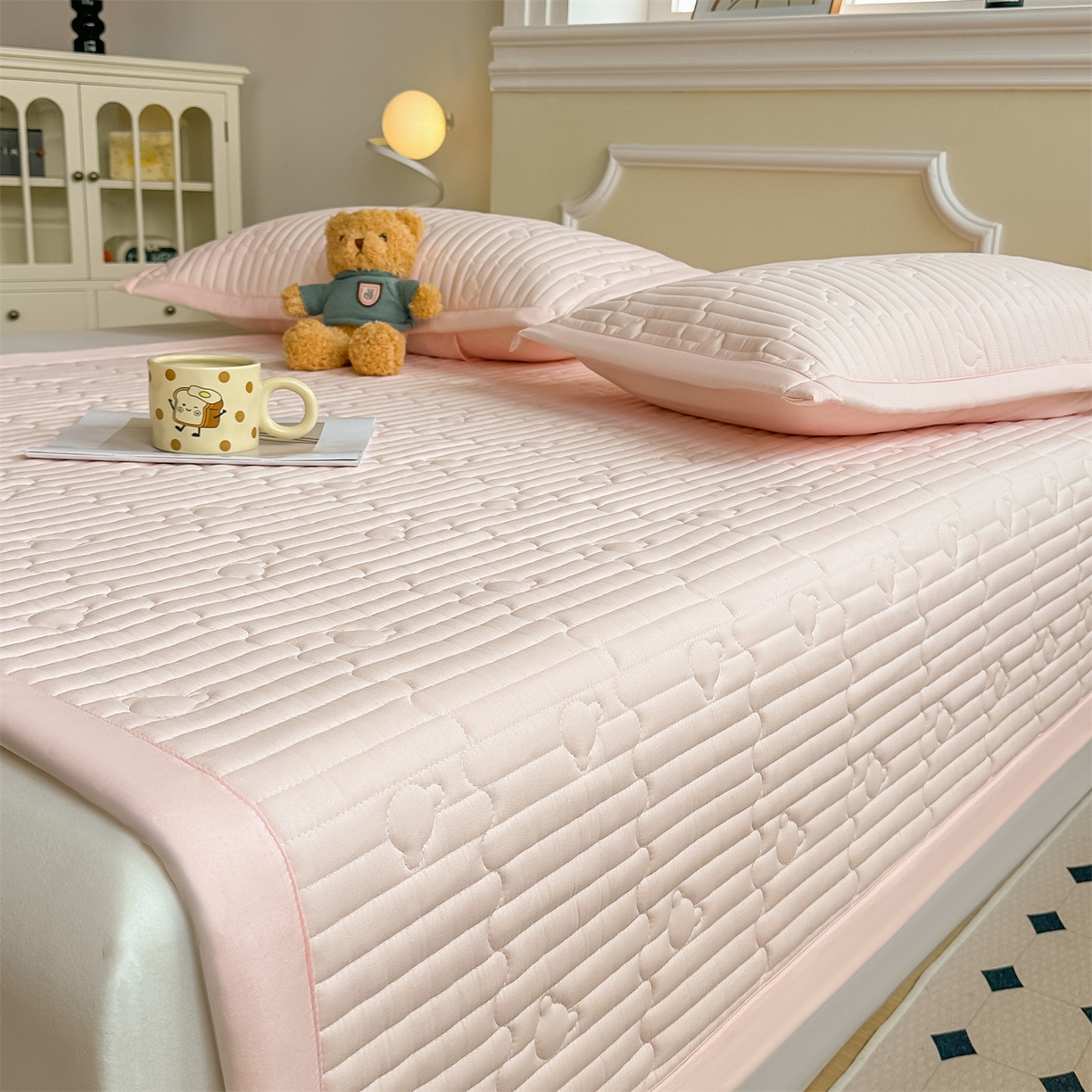 91家纺网 家纺一手货源 找家纺 （总）雯豆家纺 2025新款加厚夹棉床褥子防滑床垫床护垫纯色素色绗缝垫子