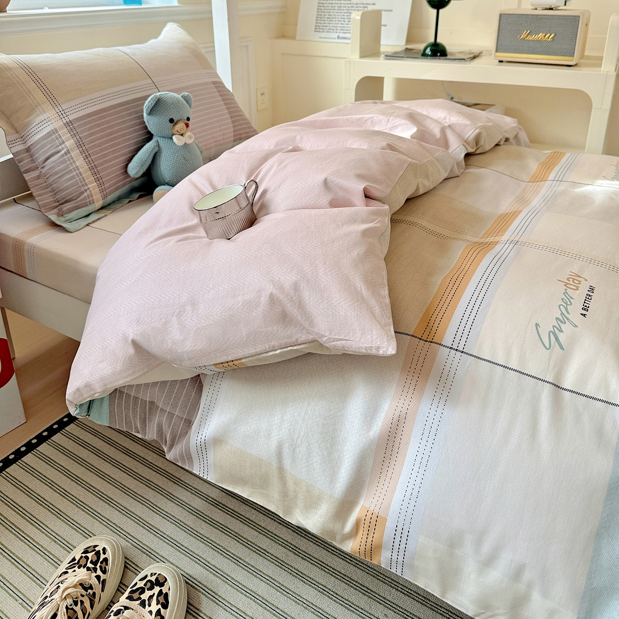 91家纺网 家纺一手货源 找家纺 依庭 2025新款全棉印花学生三件套宿舍三件套全棉三件套纯棉三件套 阳光沙漠