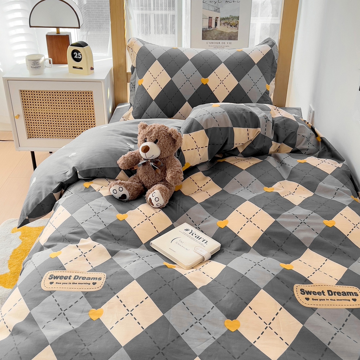 91家纺网 家纺一手货源 找家纺 依庭 2025新款全棉印花学生三件套宿舍三件套全棉三件套纯棉三件套 格韵空间