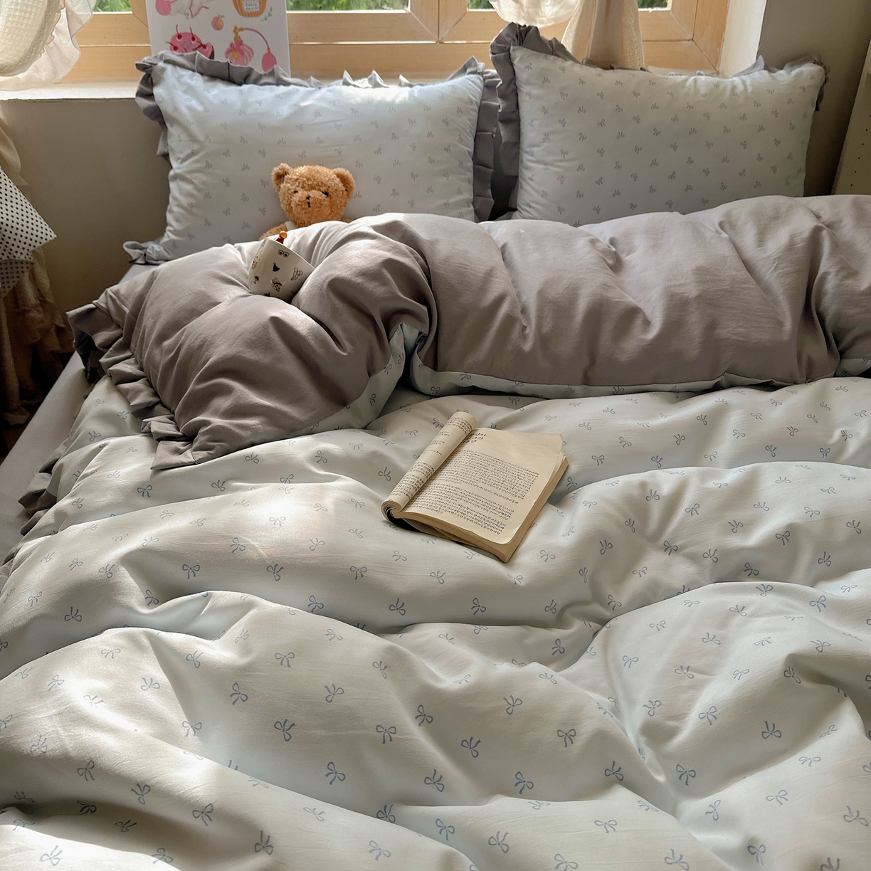 91家纺网 家纺一手货源 找家纺 韩巢家纺 2025新款针织双层纱花边款被套直播热销款四件套学生宿舍床单三件套-（提供卖家秀） 可爱多二