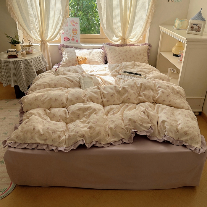 91家纺网 家纺一手货源 找家纺 韩巢家纺 2025新款针织双层纱花边款被套直播热销款四件套学生宿舍床单三件套-（提供卖家秀） 春意花开