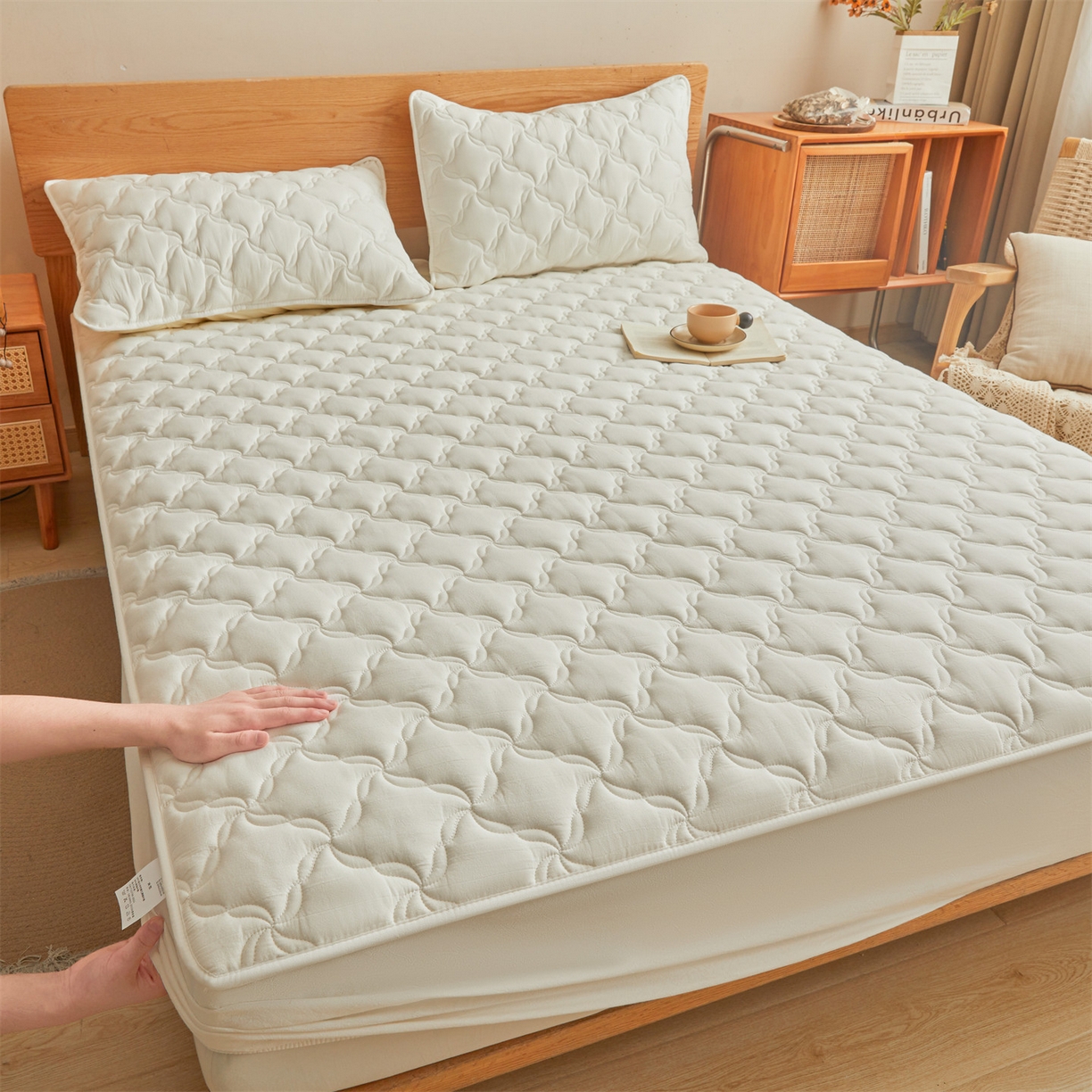 91家纺网 家纺一手货源 找家纺 多谷家纺 2026新款纯棉全棉色织水洗棉大豆夹棉床笠三件套 奶昔白