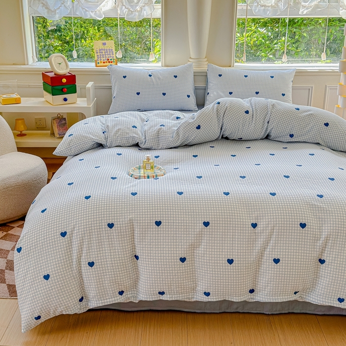 91家纺网 家纺一手货源 找家纺 感遇家纺2025新款全棉双层纱纤柔四件套 格子爱心蓝