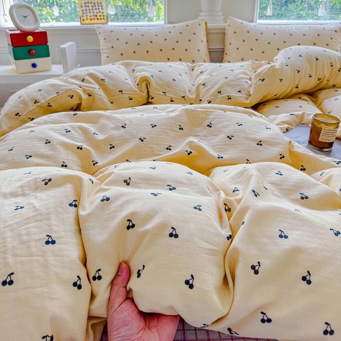 91家纺网 家纺一手货源 找家纺 感遇家纺2025新款全棉双层纱纤柔四件套 樱桃