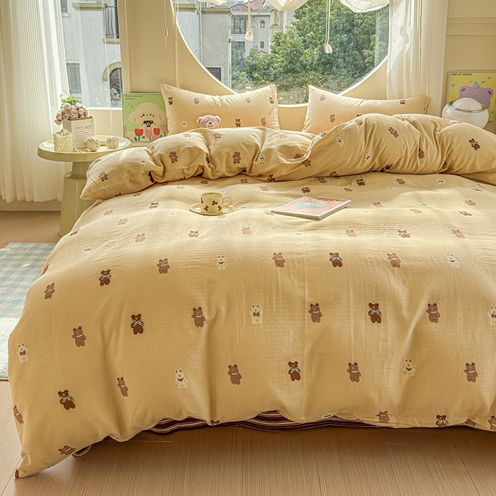 91家纺网 家纺一手货源 找家纺 感遇家纺 2025新款全棉纯棉千柔双层纱四件套 轻奢小熊