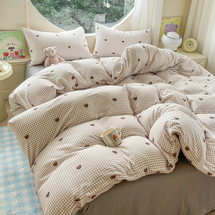 91家纺网 家纺一手货源 找家纺 感遇家纺 2025新款全棉纯棉千柔双层纱四件套 格子爱心咖