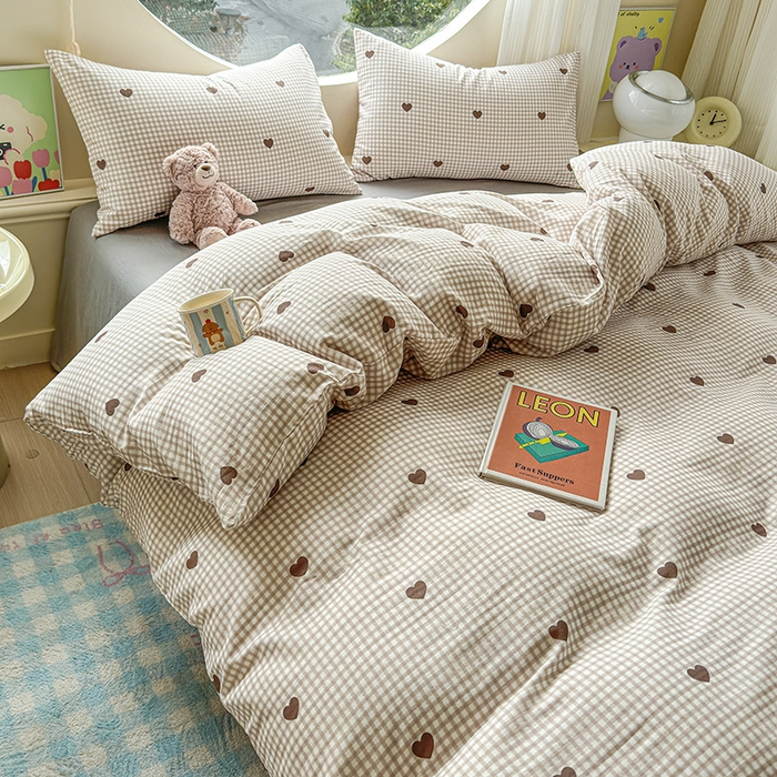 91家纺网 家纺一手货源 找家纺 感遇家纺 2025新款全棉纯棉千柔双层纱四件套 格子爱心咖