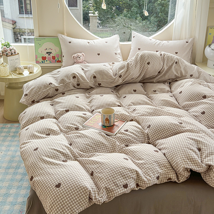 91家纺网 家纺一手货源 找家纺 感遇家纺 2025新款全棉纯棉千柔双层纱四件套 格子爱心咖