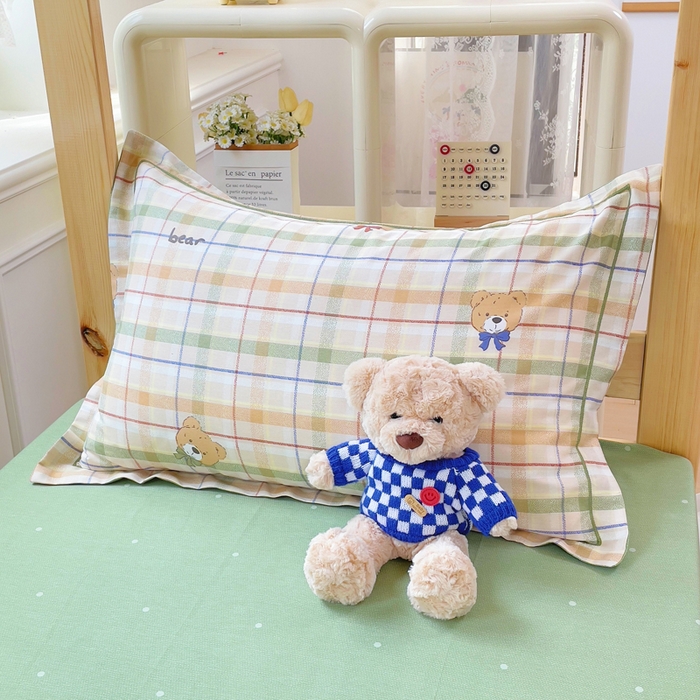 91家纺网 家纺一手货源 找家纺 铭博家纺 新款100%全棉印花学生季宿舍上下铺三件套 艾格小熊