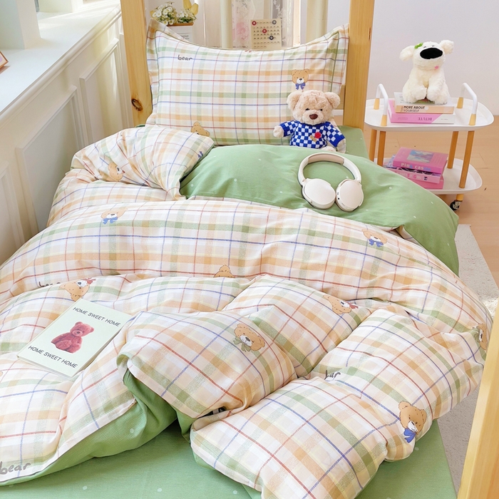 91家纺网 家纺一手货源 找家纺 铭博家纺 新款100%全棉印花学生季宿舍上下铺三件套 艾格小熊