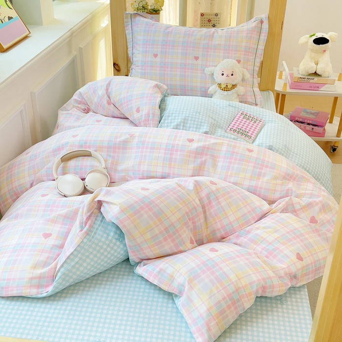 91家纺网 家纺一手货源 找家纺 铭博家纺 新款100%全棉印花学生季宿舍上下铺三件套 加州甜心粉