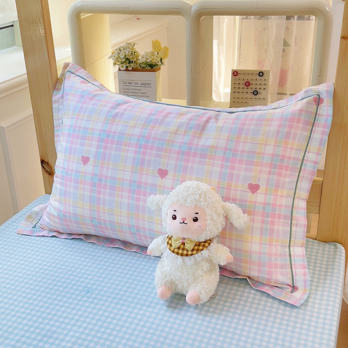 91家纺网 家纺一手货源 找家纺 铭博家纺 新款100%全棉印花学生季宿舍上下铺三件套 加州甜心粉