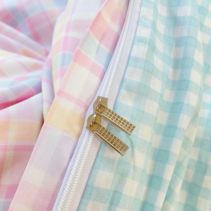 91家纺网 家纺一手货源 找家纺 铭博家纺 新款100%全棉印花学生季宿舍上下铺三件套 加州甜心粉