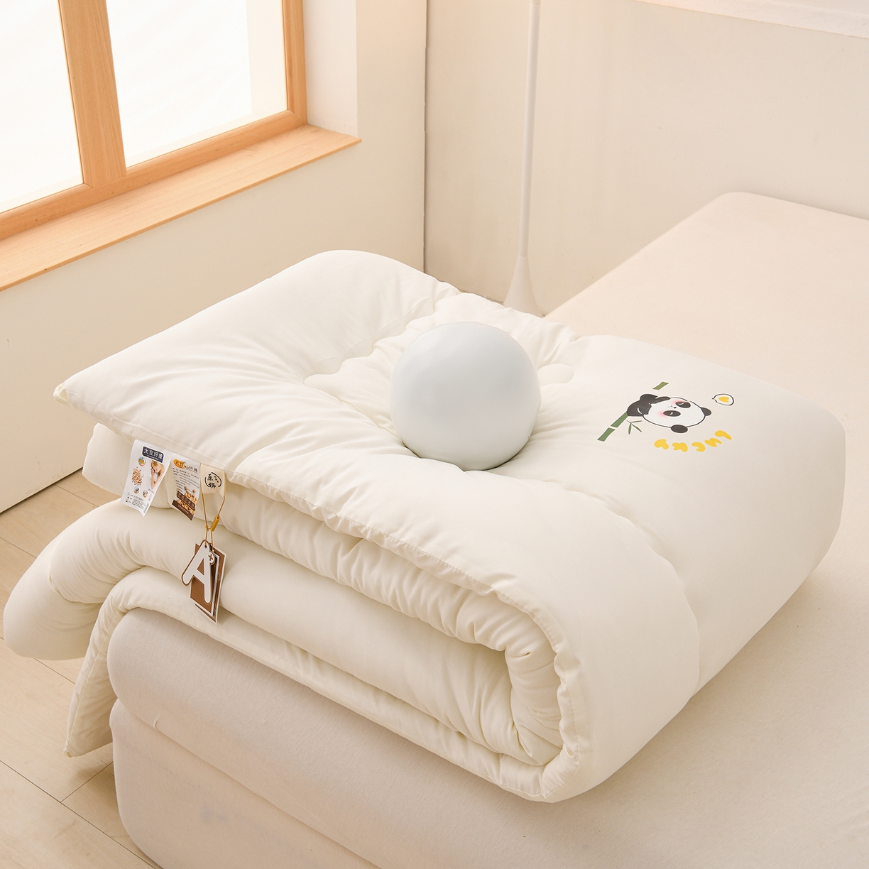 91家纺网 家纺一手货源 找家纺 易展家居 2025新款水洗棉大豆被 熊猫-象牙白