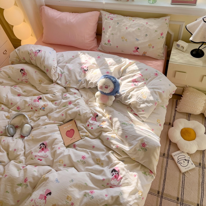 91家纺网 家纺一手货源 找家纺 水墨江南 2025新款超柔水洗棉印花四件套 丛林女孩