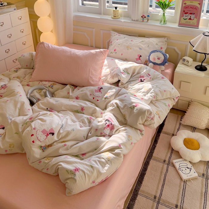 91家纺网 家纺一手货源 找家纺 水墨江南 2025新款超柔水洗棉印花四件套 丛林女孩