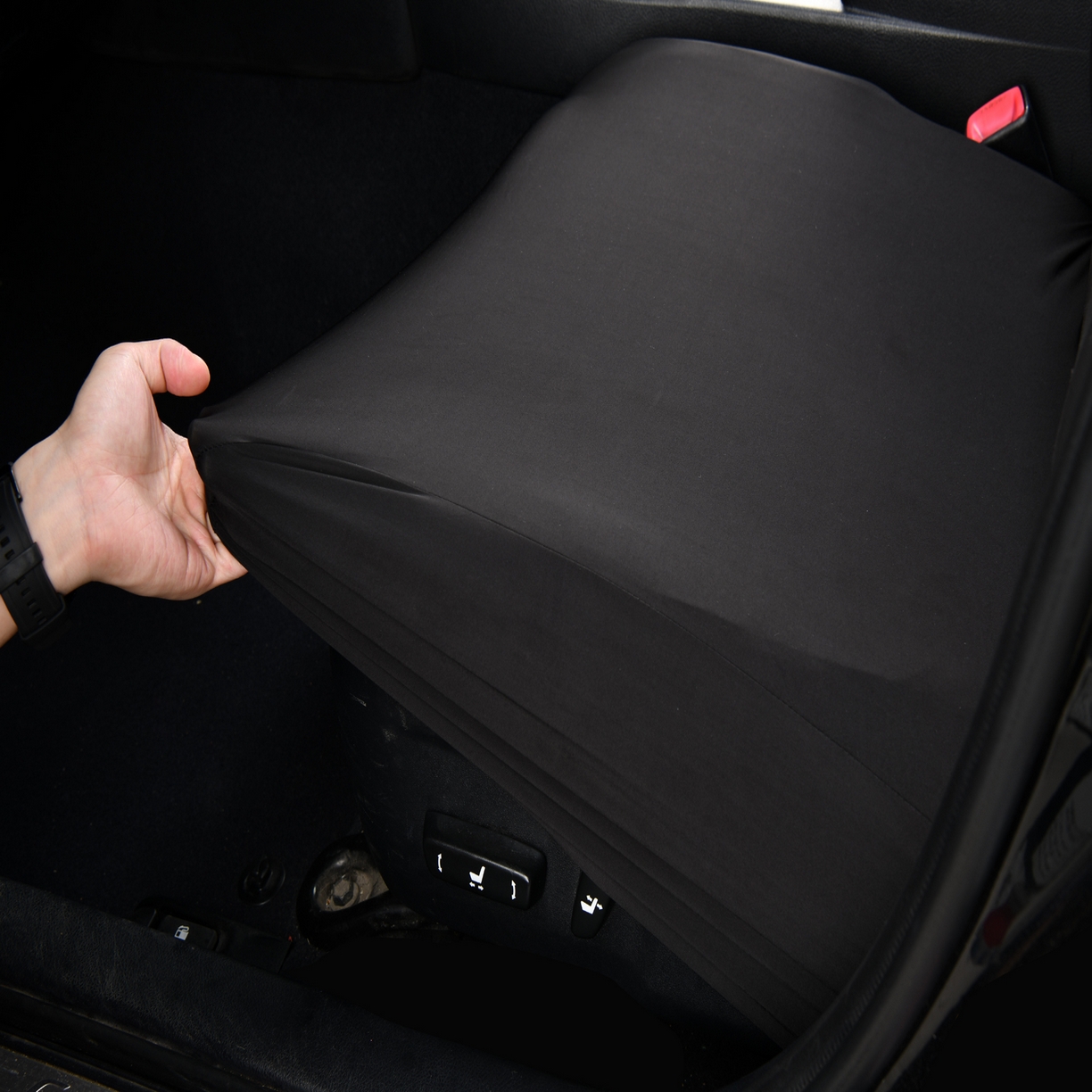 91家纺网 家纺一手货源 找家纺 千彤沙发垫 2025新款凉感冰丝b-弹力全包围汽车前排座椅套单只 装 黑色