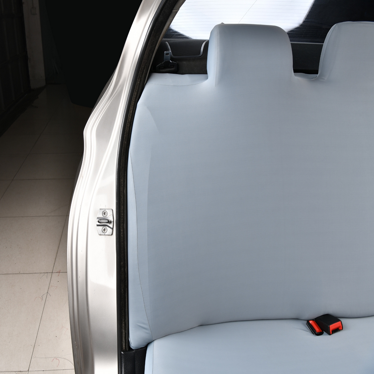 91家纺网 家纺一手货源 找家纺 千彤沙发垫 2025新款凉感冰丝b-弹力全包汽车后排三人座椅套 冰雾蓝