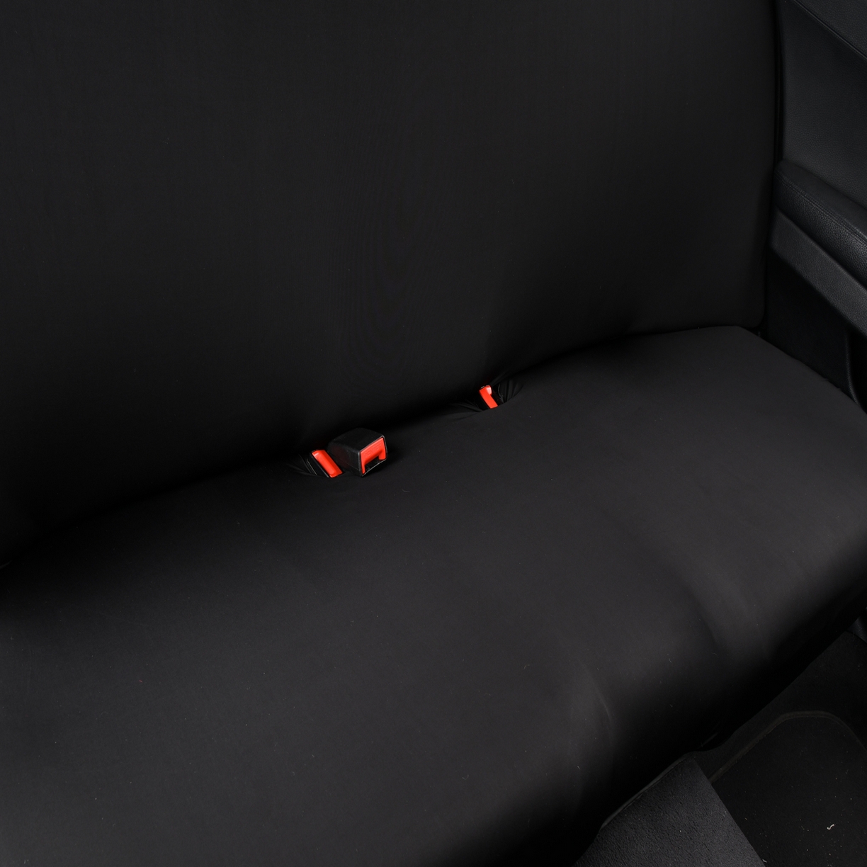 91家纺网 家纺一手货源 找家纺 千彤沙发垫 2025新款凉感冰丝b-弹力全包汽车后排三人座椅套 黑色