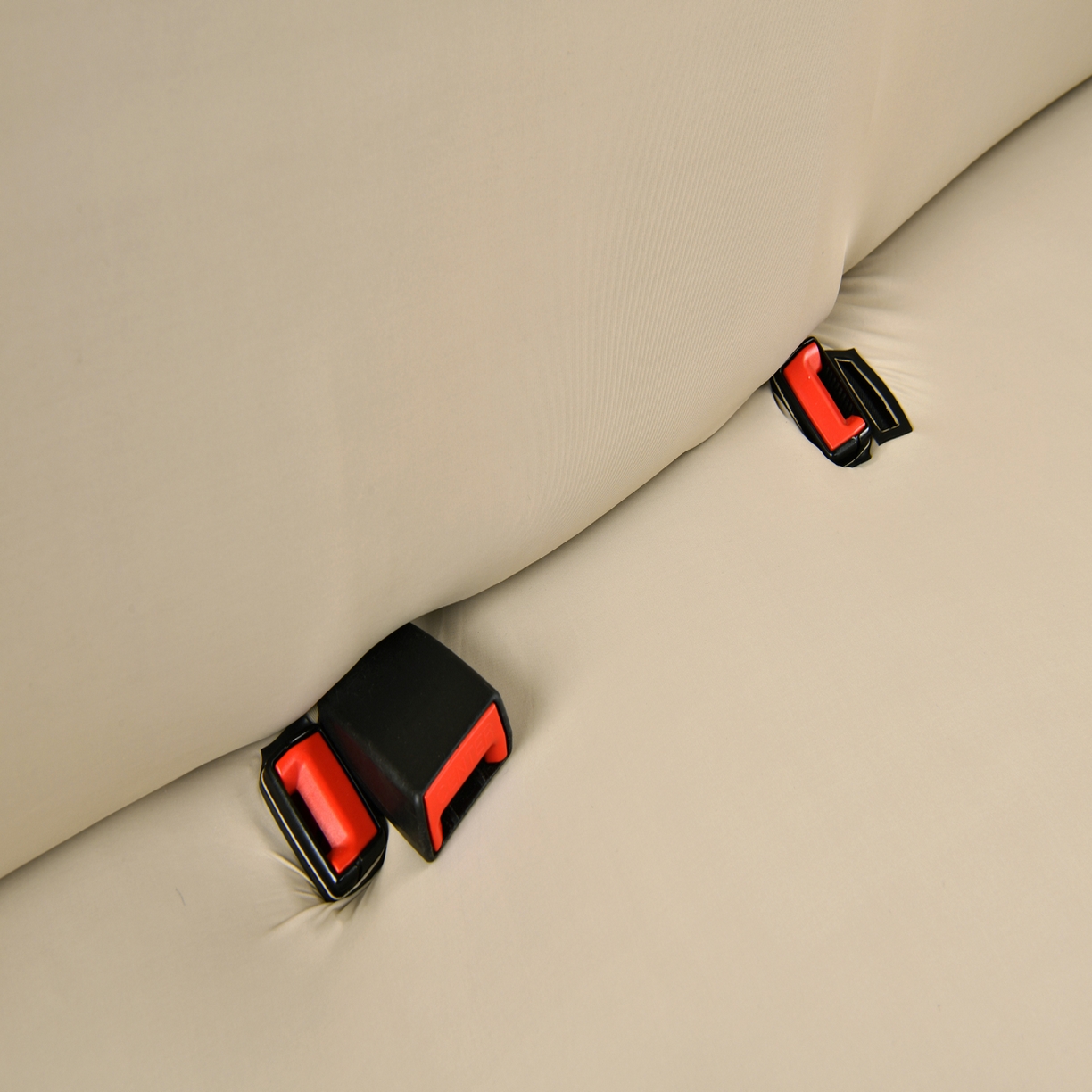 91家纺网 家纺一手货源 找家纺 千彤沙发垫 2025新款凉感冰丝b-弹力全包汽车后排三人座椅套 米咖