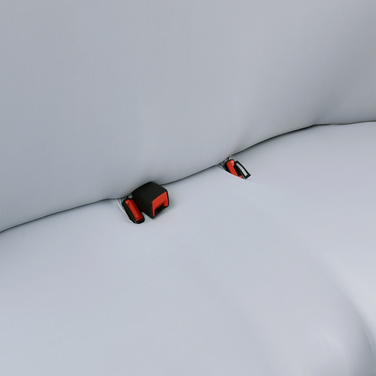 91家纺网 家纺一手货源 找家纺 千彤沙发垫 2025新款凉感冰丝b-弹力全包汽车后排三人座椅套 银灰