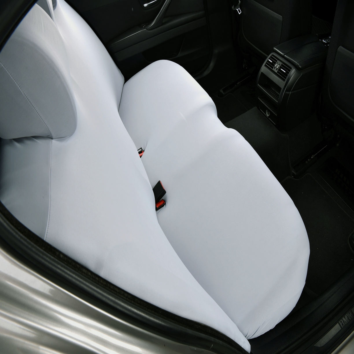 91家纺网 家纺一手货源 找家纺 千彤沙发垫 2025新款凉感冰丝b-弹力全包汽车后排三人座椅套 银灰