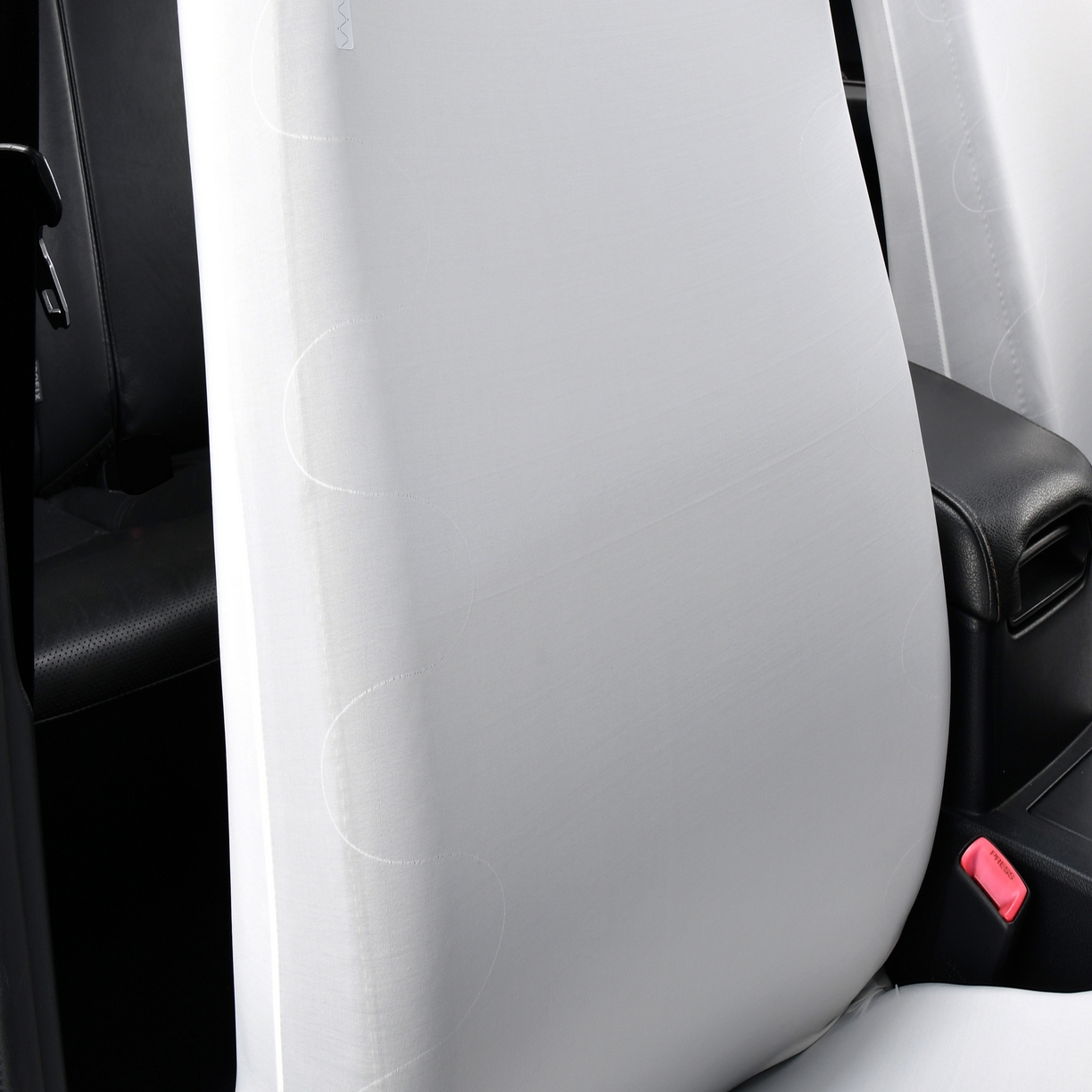 91家纺网 家纺一手货源 找家纺 千彤沙发垫 2025新款凉感冰丝a-弹力全包围 汽车前排座椅套单只装 白色