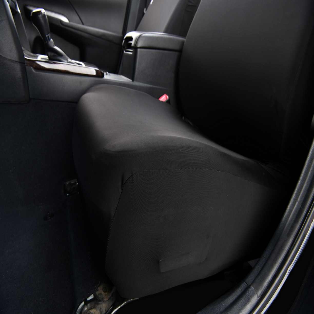 91家纺网 家纺一手货源 找家纺 千彤沙发垫 2025新款凉感冰丝a-弹力全包围 汽车前排座椅套单只装 黑色