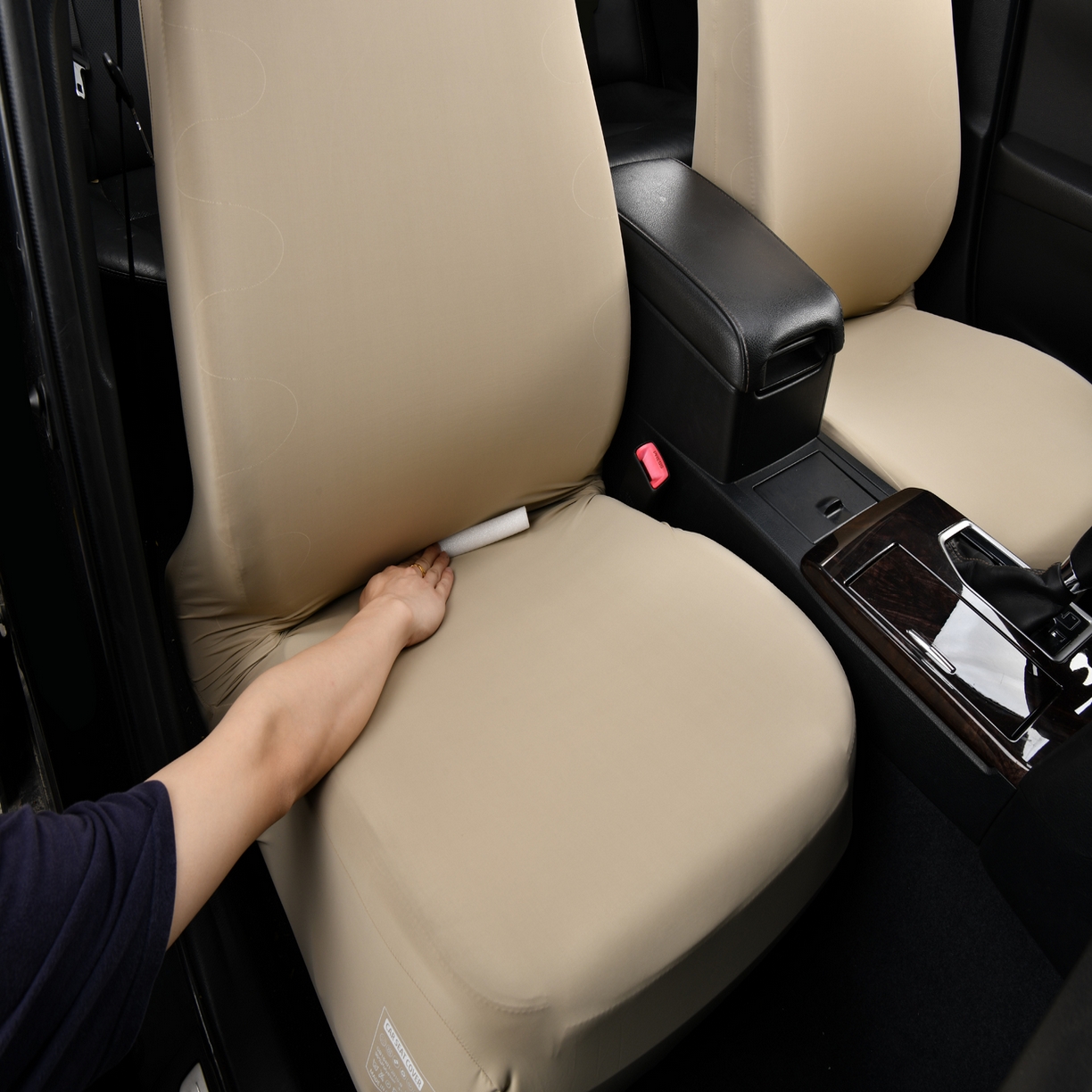 91家纺网 家纺一手货源 找家纺 千彤沙发垫 2025新款凉感冰丝a-弹力全包围 汽车前排座椅套单只装 米咖