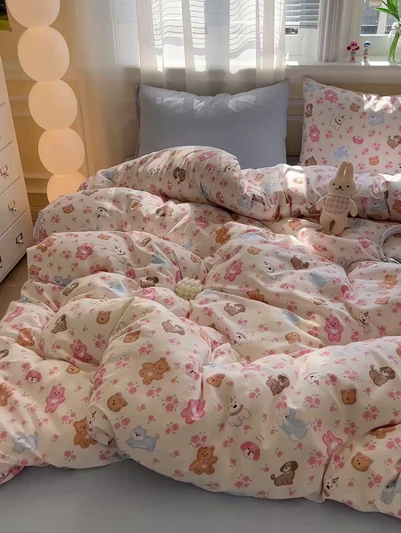 91家纺网 家纺一手货源 找家纺 水墨江南 2025新款超柔水洗棉印花四件套 动物乐园