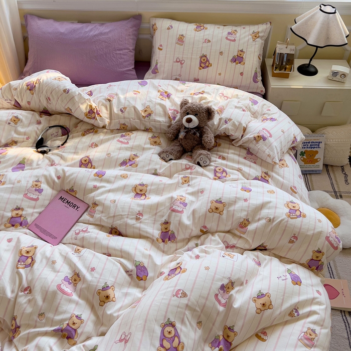 91家纺网 家纺一手货源 找家纺 水墨江南 2025新款超柔水洗棉印花四件套 茄子小熊