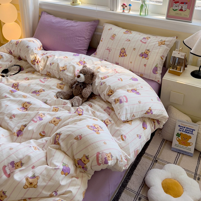 91家纺网 家纺一手货源 找家纺 水墨江南 2025新款超柔水洗棉印花四件套 茄子小熊