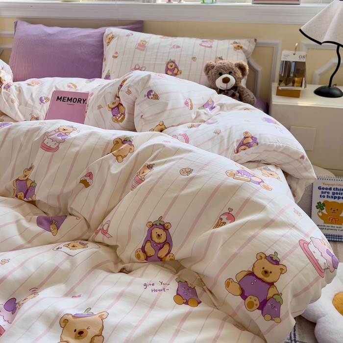 91家纺网 家纺一手货源 找家纺 水墨江南 2025新款超柔水洗棉印花四件套 茄子小熊