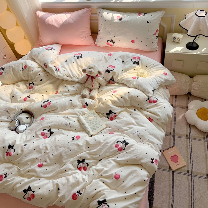 91家纺网 家纺一手货源 找家纺 水墨江南 2025新款超柔水洗棉印花四件套 美丽樱桃