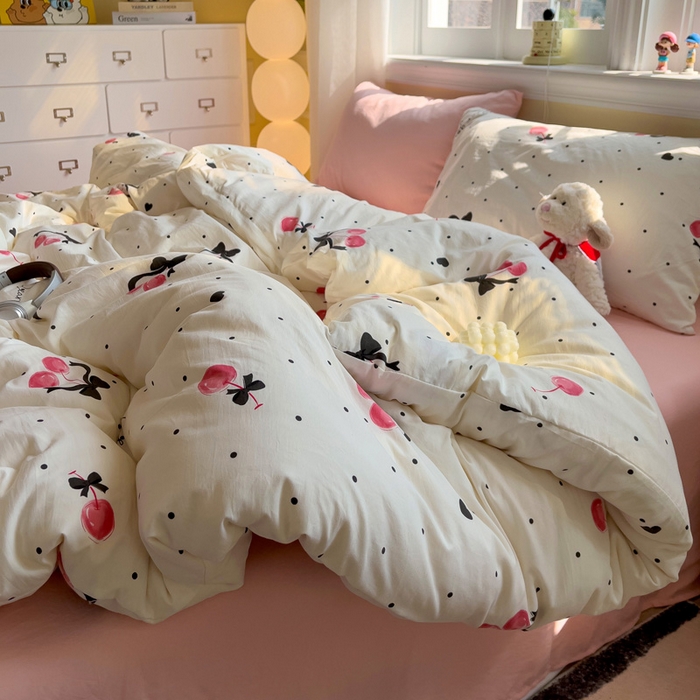 91家纺网 家纺一手货源 找家纺 水墨江南 2025新款超柔水洗棉印花四件套 美丽樱桃