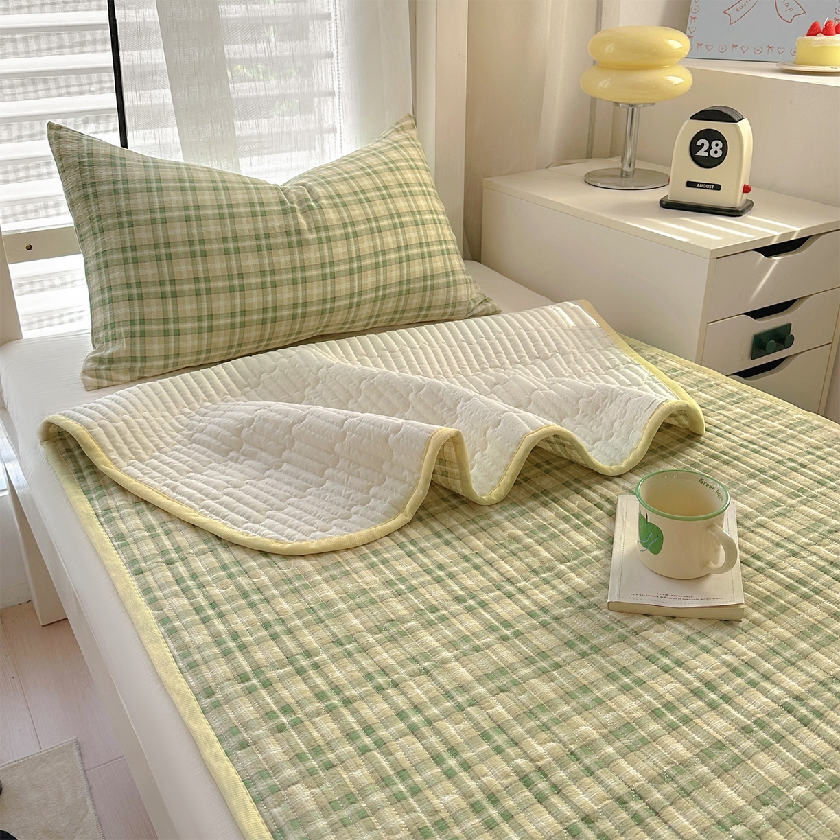 91家纺网 家纺一手货源 找家纺 美梦家纺2025新款木棉皱皱纱学生床盖四件套 松野