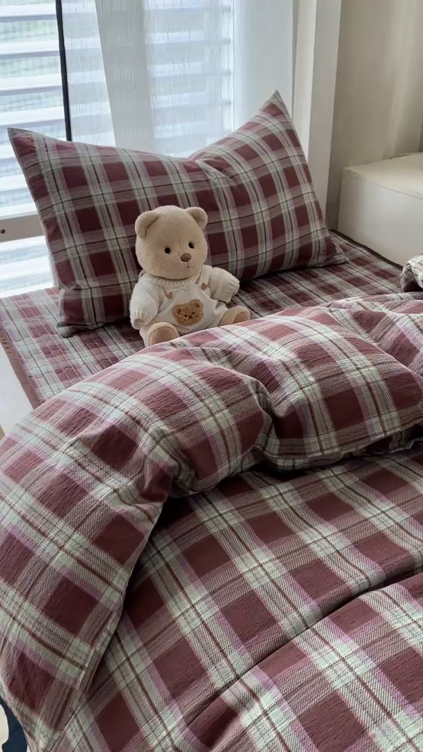 91家纺网 家纺一手货源 找家纺 美梦家纺2025新款木棉皱皱纱学生床盖四件套 薄巧