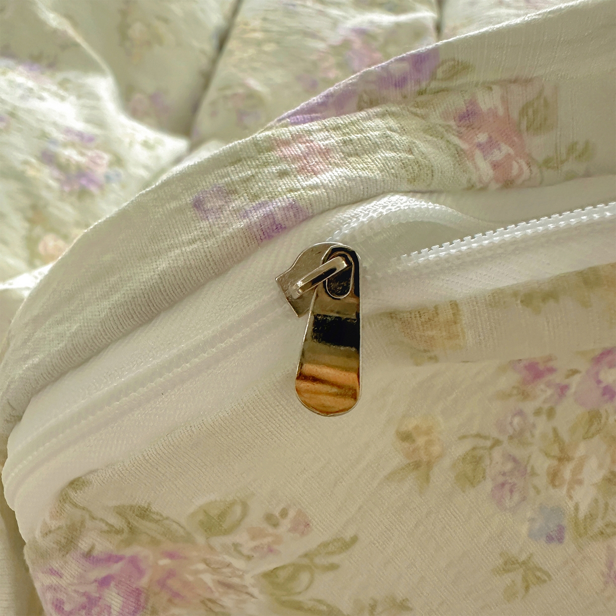 91家纺网 家纺一手货源 找家纺 美梦家纺2025新款木棉皱皱纱学生床盖四件套 茉莉清风