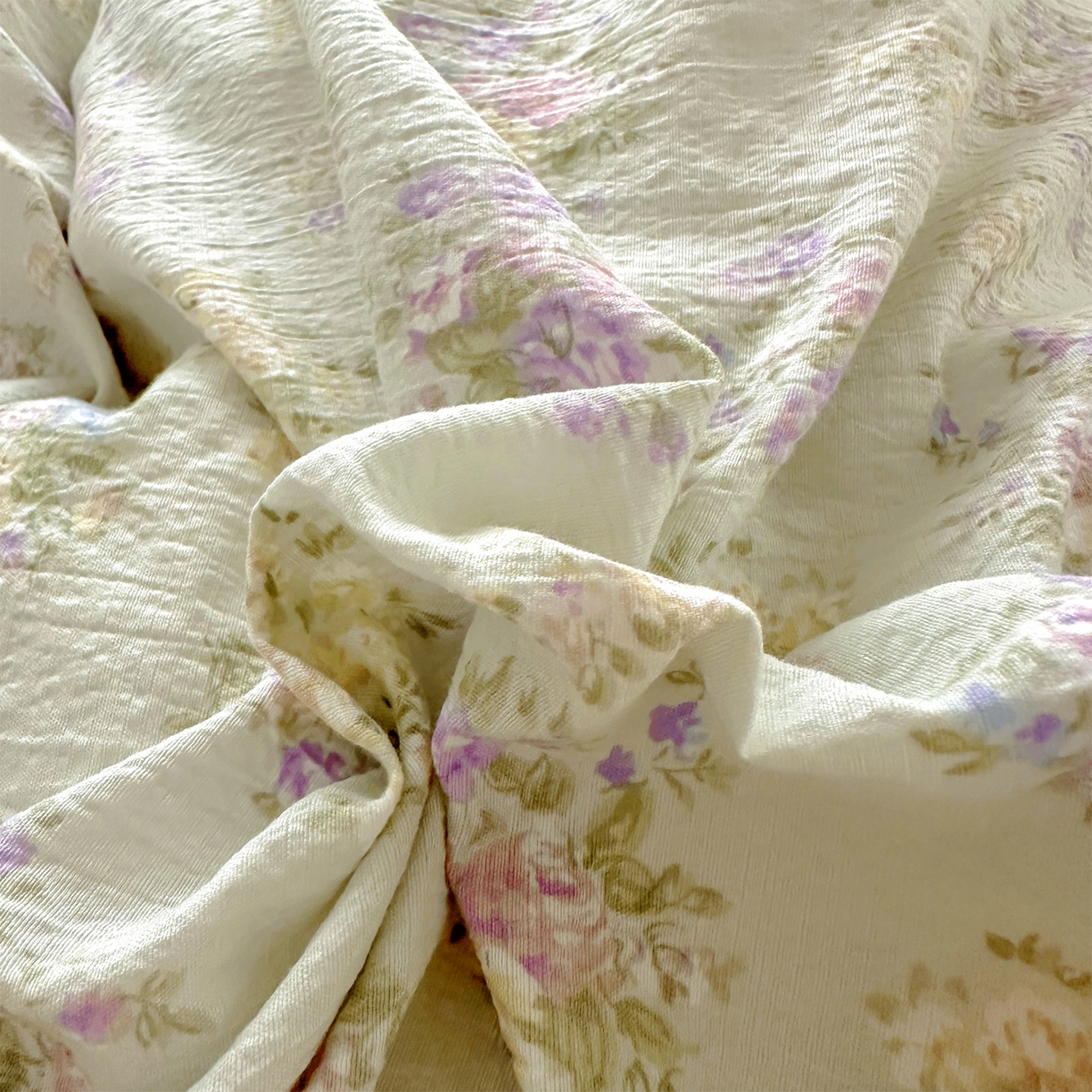 91家纺网 家纺一手货源 找家纺 美梦家纺2025新款木棉皱皱纱学生床盖四件套 茉莉清风