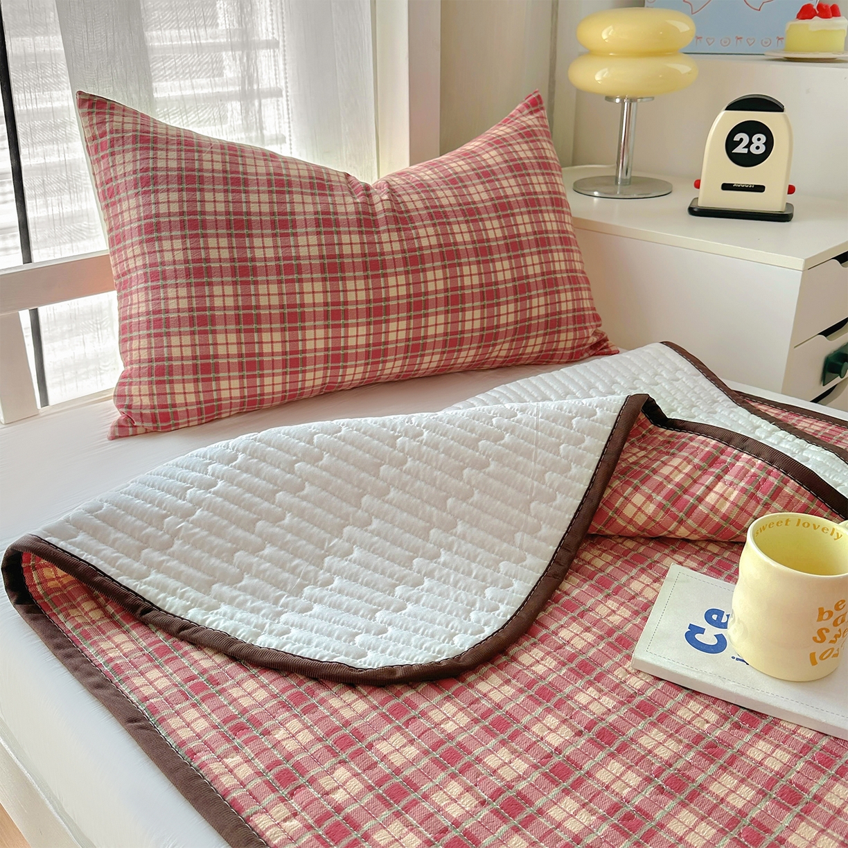 91家纺网 家纺一手货源 找家纺 美梦家纺2025新款木棉皱皱纱学生床盖四件套 圣诞