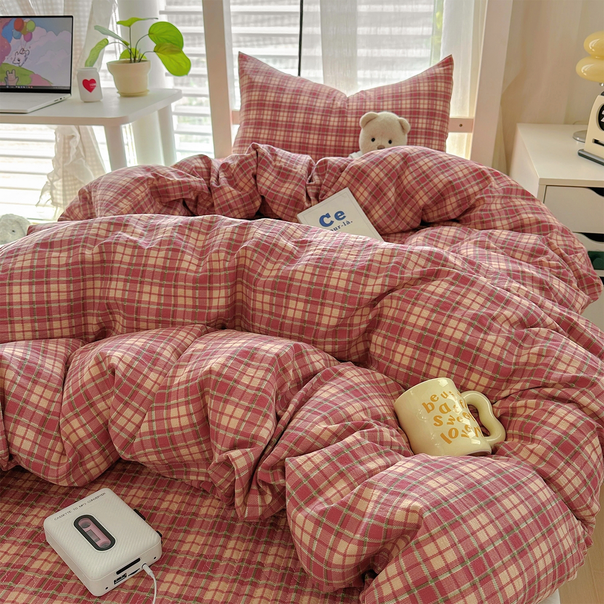 91家纺网 家纺一手货源 找家纺 美梦家纺2025新款木棉皱皱纱学生床盖四件套 圣诞