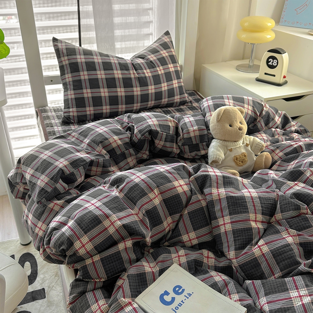 91家纺网 家纺一手货源 找家纺 美梦家纺2025新款木棉皱皱纱学生床盖四件套 幻夜