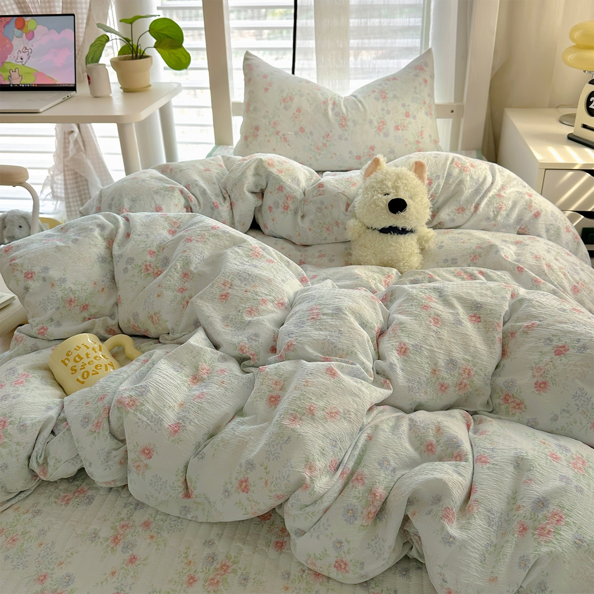 91家纺网 家纺一手货源 找家纺 美梦家纺2025新款木棉皱皱纱学生床盖四件套 花间露语