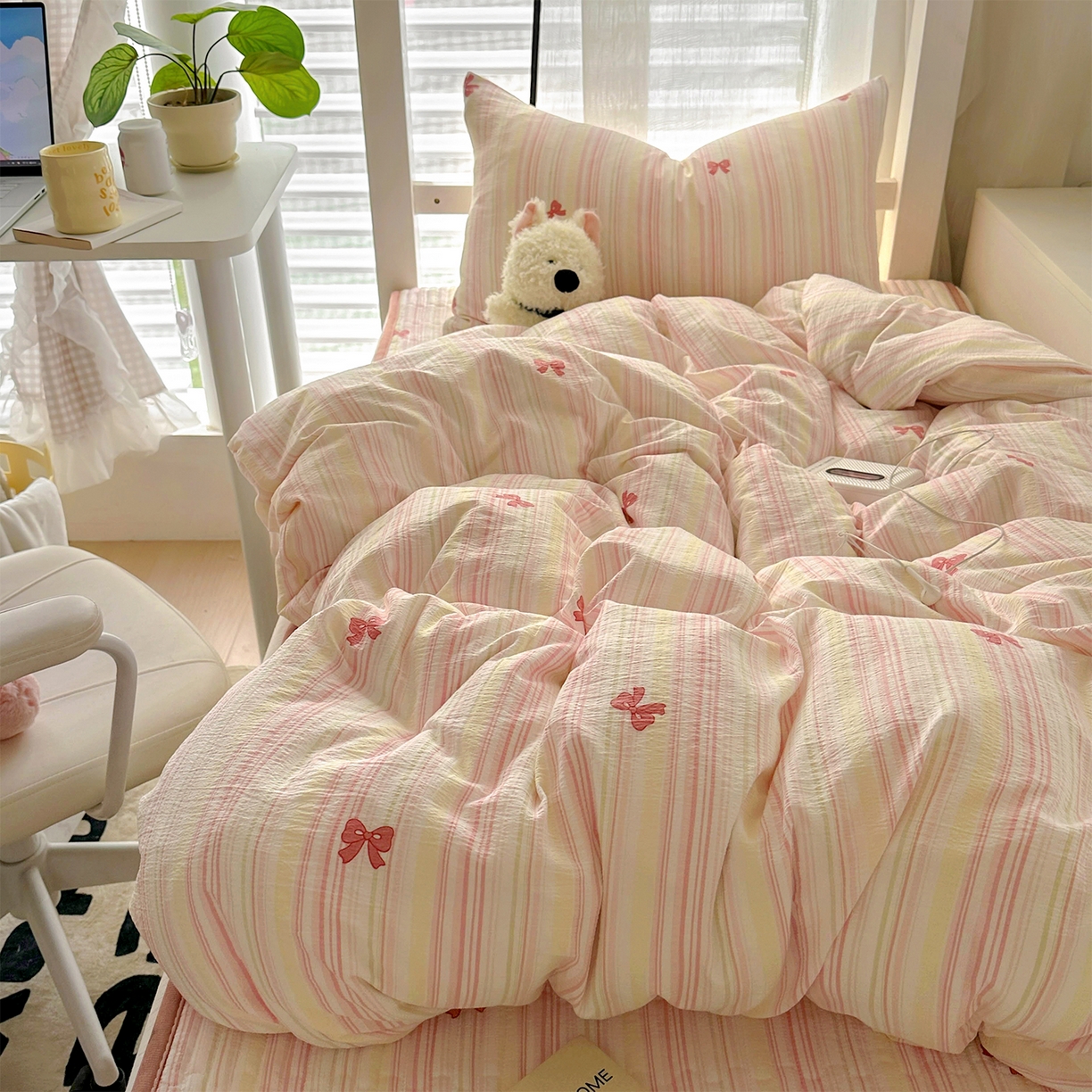 91家纺网 家纺一手货源 找家纺 美梦家纺2025新款木棉皱皱纱学生床盖四件套 遇见彩虹