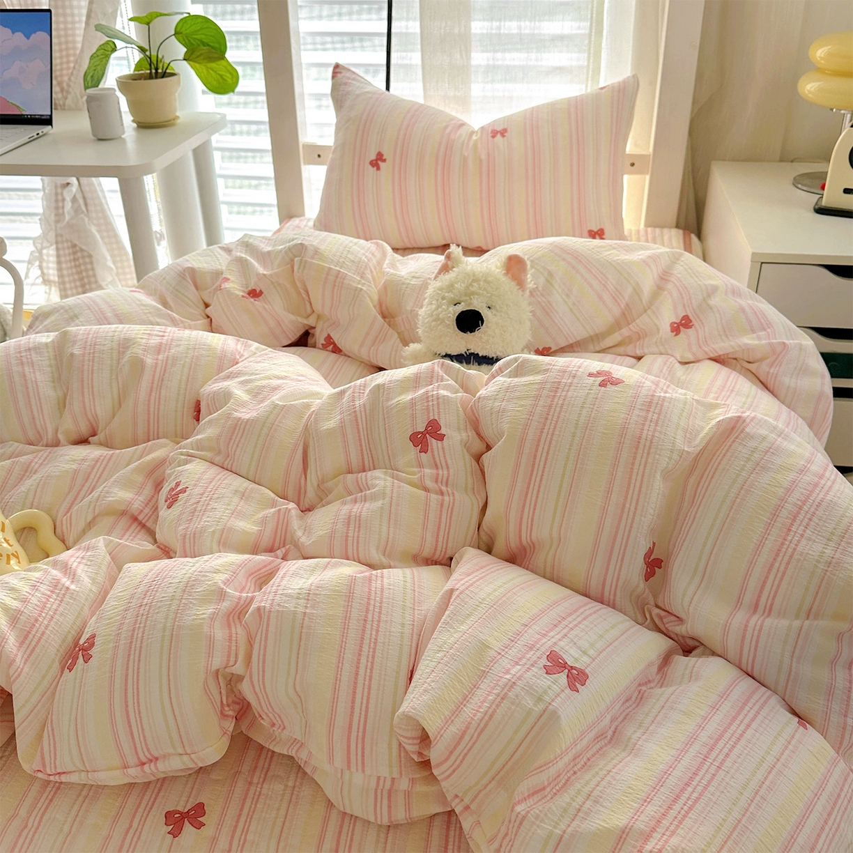 91家纺网 家纺一手货源 找家纺 美梦家纺2025新款木棉皱皱纱学生床盖四件套 遇见彩虹