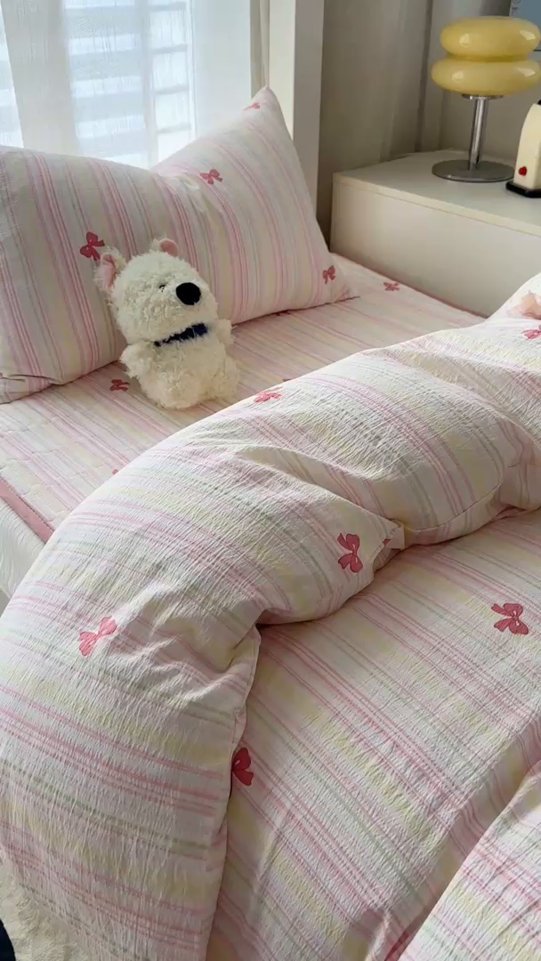 91家纺网 家纺一手货源 找家纺 美梦家纺2025新款木棉皱皱纱学生床盖四件套 遇见彩虹