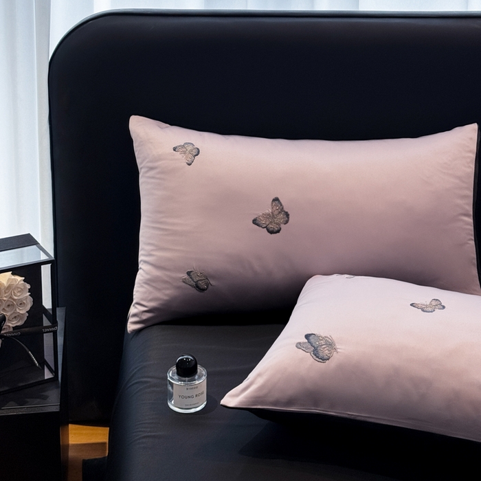 91家纺网 家纺一手货源 找家纺 （总）红嘴企鹅2025新款幻影冰丝四件套-蝴蝶系列