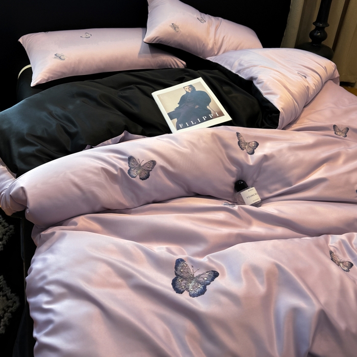 91家纺网 家纺一手货源 找家纺 （总）红嘴企鹅2025新款幻影冰丝四件套-蝴蝶系列