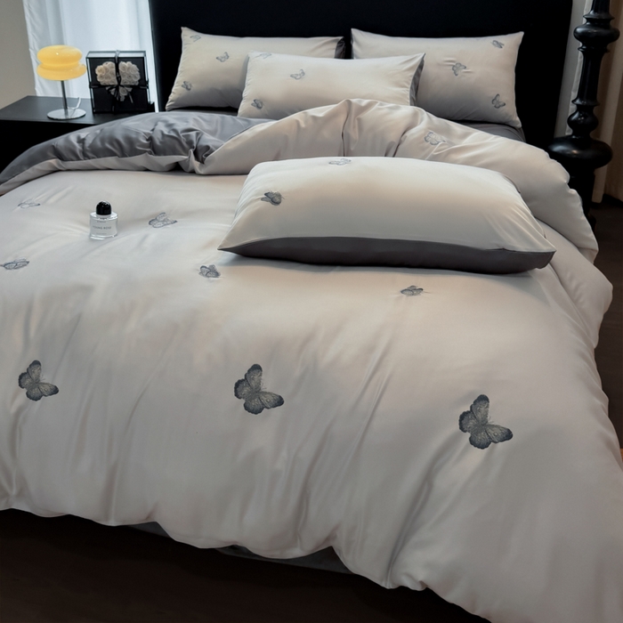 91家纺网 家纺一手货源 找家纺 红嘴企鹅2025新款幻影冰丝四件套-蝴蝶系列 幻影-灰色